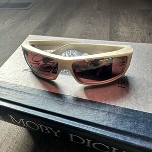 NEW! Maui Jim "KAIMANA" 204-05 White Pearl WRAP Frame/Maui Rose lenses